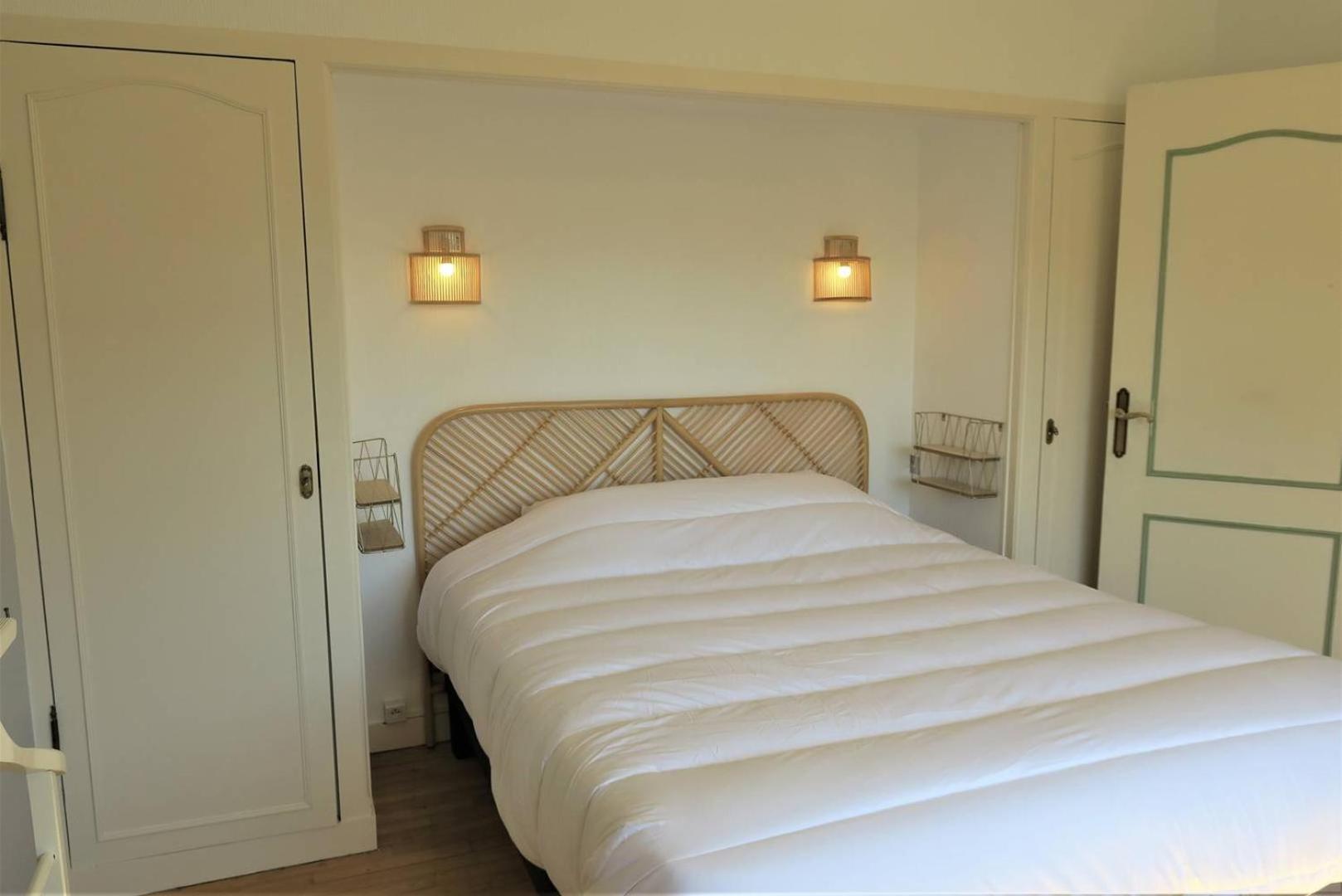 Villa Maison Avec Wifi, Jardin, à 900m De La De Trestraou à Ref 849