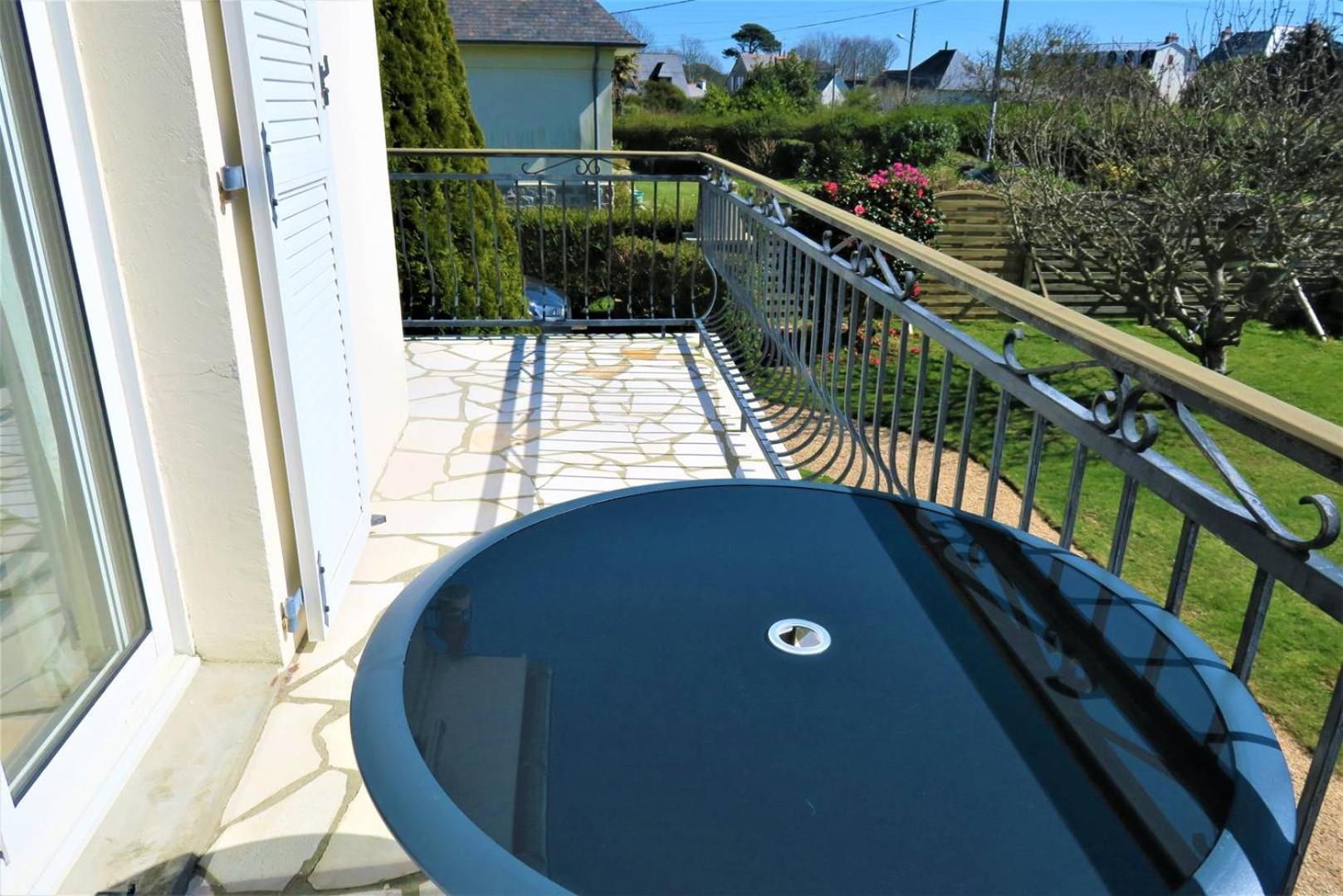 Maison Avec Wifi, Jardin, à 900m De La De Trestraou à Ref 849